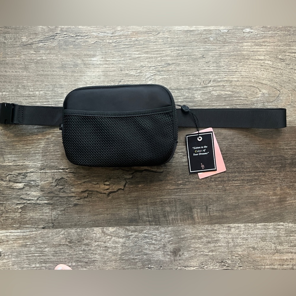 FINAL PRICE NWT Like Dream Black Belt Bag
